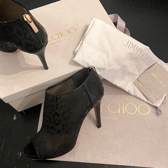 Jimmy Choo Black Peep Toe Heels w/box and bag - Picture 3 of 11
